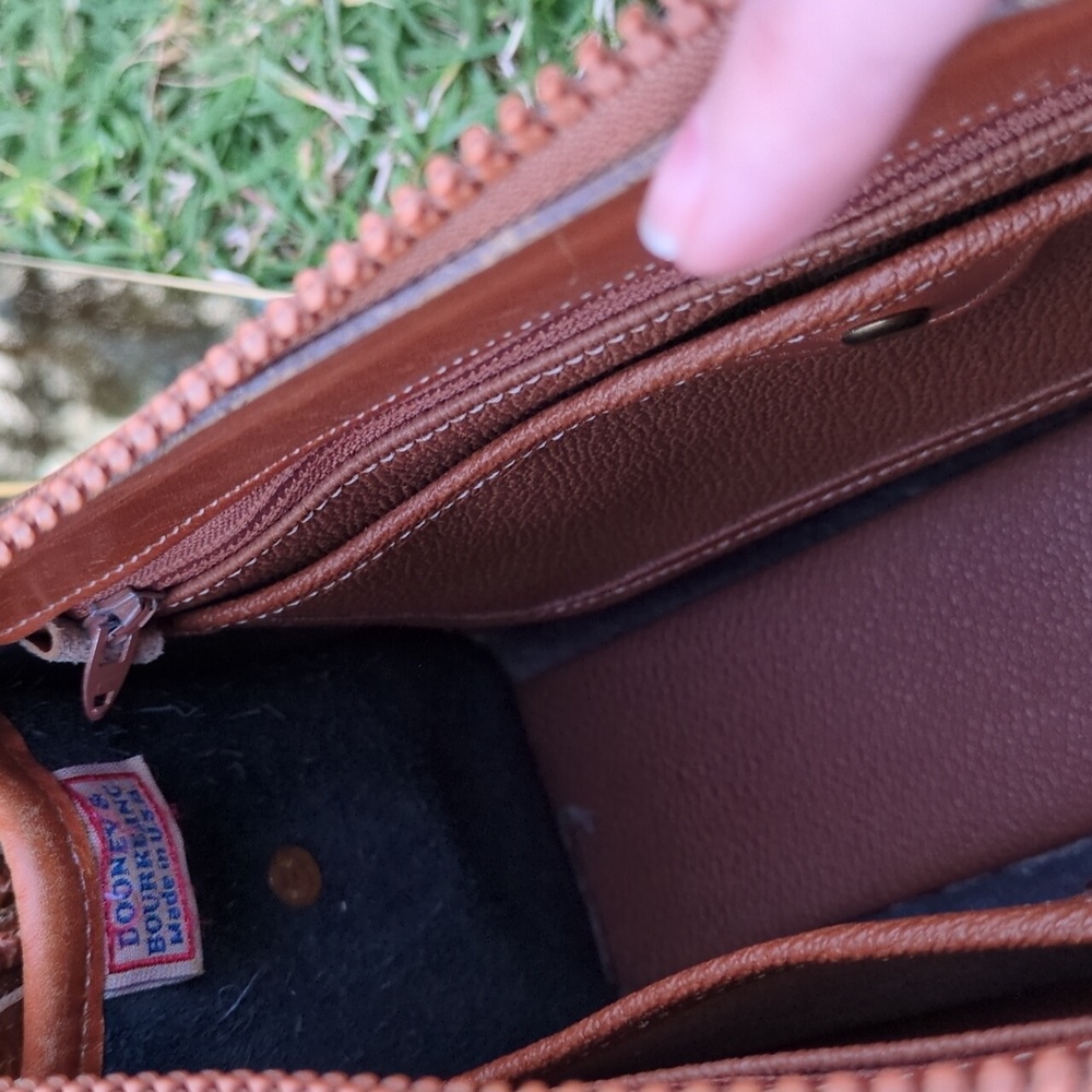 Dooney & Bourke Vintage Pebbled All Weather Leather Crossbody Navy Purse - Picture 14 of 16